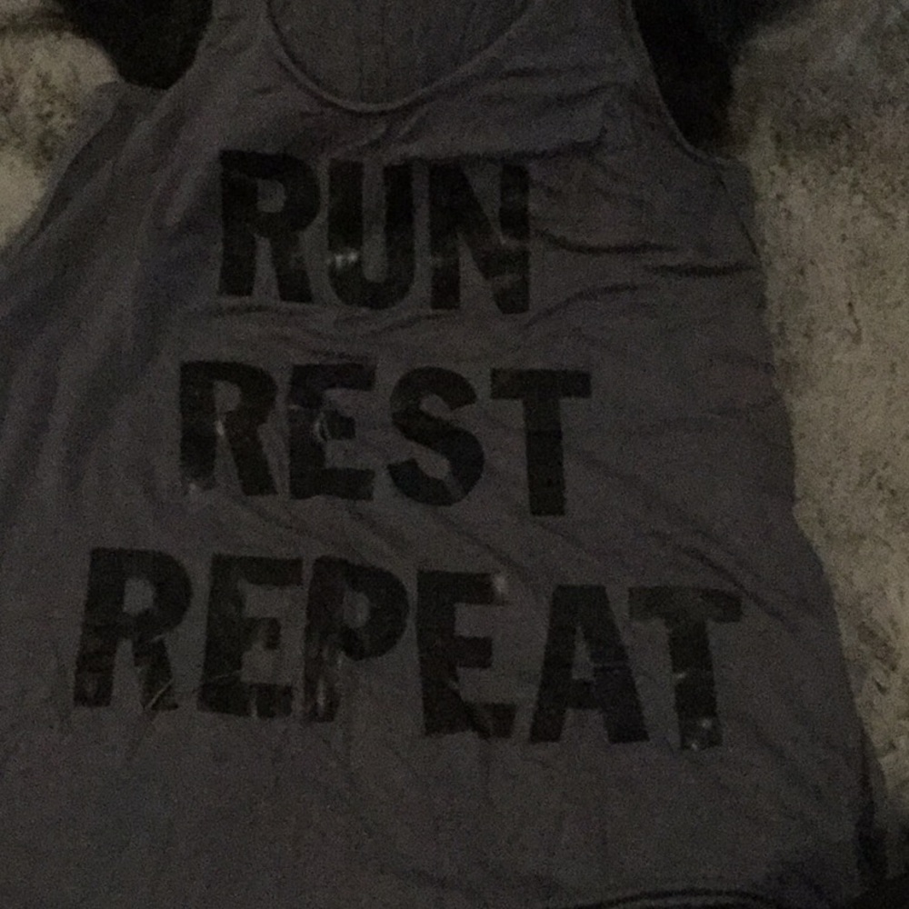 Exercise Tops - image 3